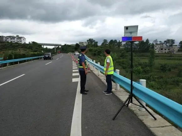 文昌高速公路钢护栏